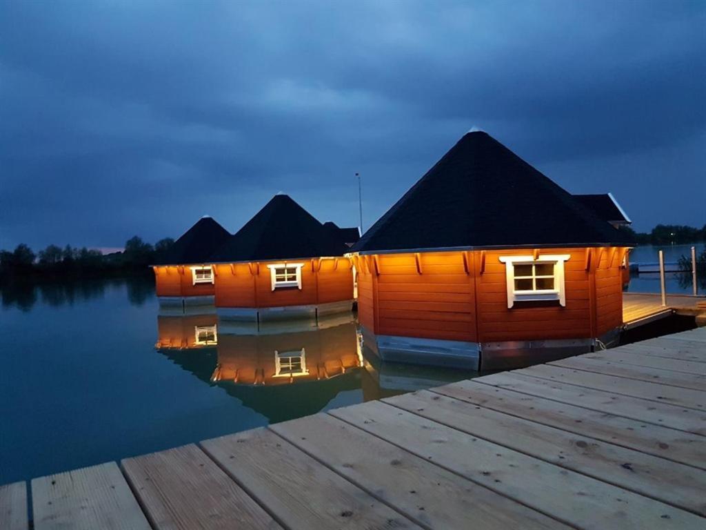 Maritime Freizeit Camp "Mfc" Erfurter Seen Exterior foto